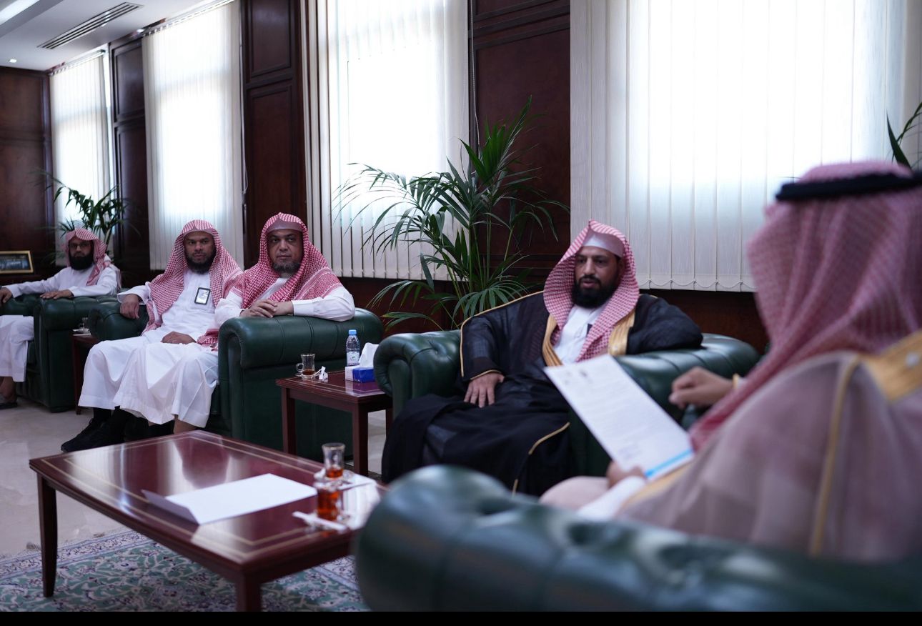 رئيس الجامعة يستقبل رئيس (الأمر بالمعروف والنهي عن المنكر) بالخرج