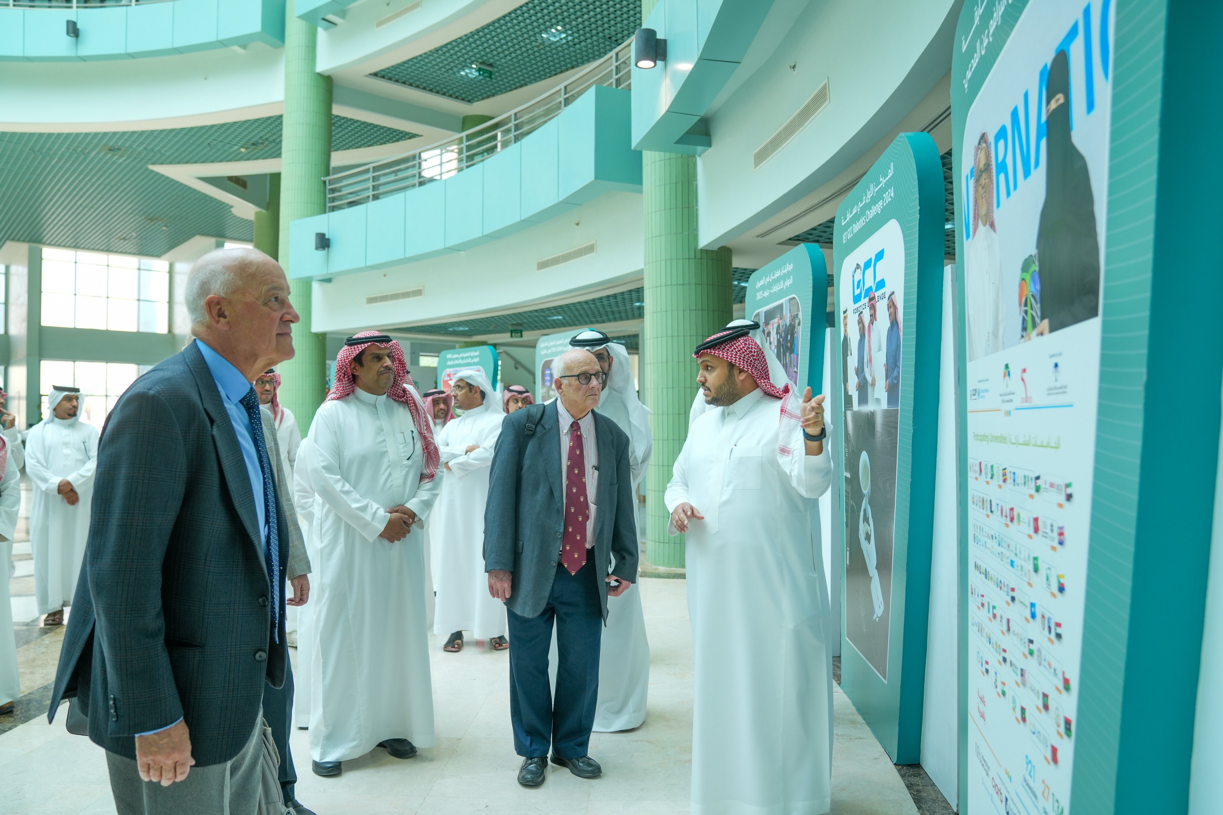 Prince Sattam University Welcomes a Delegation from the Strategic Committee of the Universities…