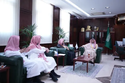الدكتور التميم يستقبل هيئة 