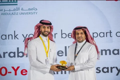 شيل تكرم جامعة سطام 