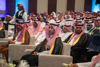 رئيس جامعة الأمير سطام يرعى حفل تخريج الدفعة الـ 17 من…