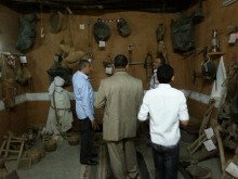 أعضاء هيئة التدريس بكلية الآداب والعلوم يزورون متحف الصادرية بوادي الدواسر