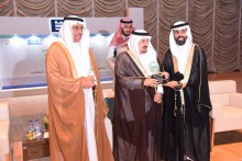 أمير منطقة الرياض يكرم جامعة الأمير سطام لمشاركتها الفاعلة في حملة التوفير والإدخار