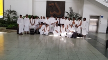 طلاب جامعة الأمير سطام بن عبدالعزيز بالفروع في رحلة عمرة وزيارة للمسجد النبوي الشريف 